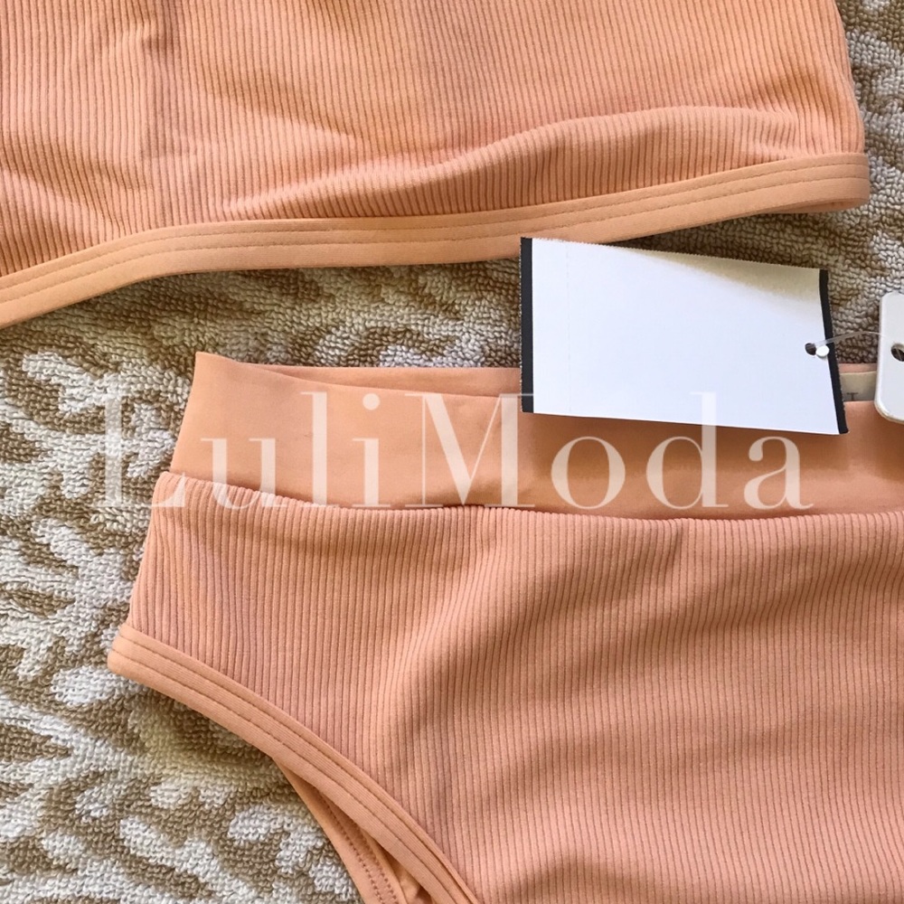 L*Space Ribbed Gemma Top and Bitsy Frenchi Bottom - Picture 15 of 16